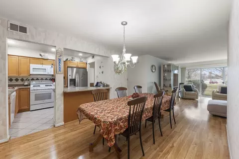 5200 Carriageway Dr #101, Rolling Meadows, IL 60008 photo 6