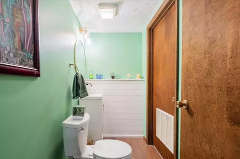Bath - 1014 N Fell Ave, Normal, IL 61761 photo 2 of 2
