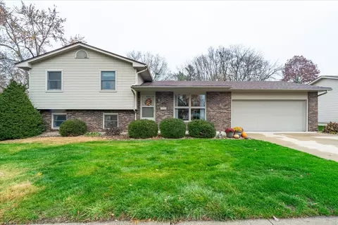 1014 N Fell Ave, Normal, IL 61761