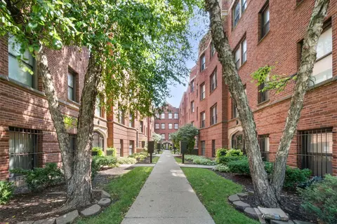 4523 S 5 S Drexel Blvd #2W, Chicago, IL 60653 photo 2