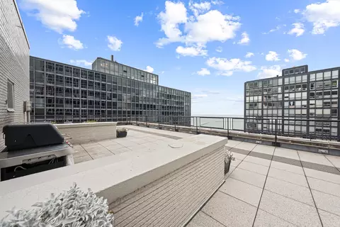 View/Area - 253 E Delaware Pl #14D, Chicago, IL 60611 photo 1 of 3