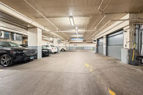 Exterior - 253 E Delaware Pl #14D, Chicago, IL 60611 photo 2 of 2