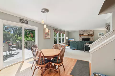 305 Buckingham Dr, Algonquin, IL 60102 photo 10
