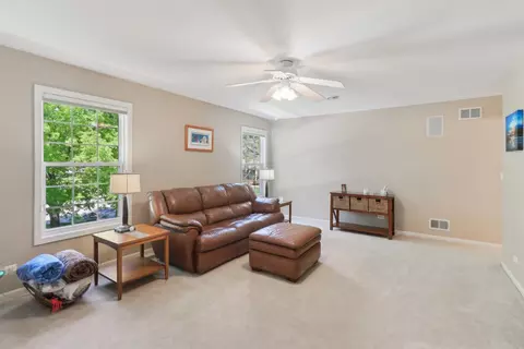 305 Buckingham Dr, Algonquin, IL 60102 photo 34