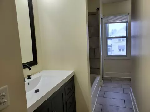 Bath - 803 E Illinois St, Freeport, IL 61032 photo 1 of 1