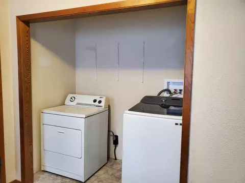 Other - 803 E Illinois St, Freeport, IL 61032 photo 2 of 3