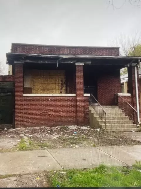 8032 S Colfax Ave, Chicago, IL 60617