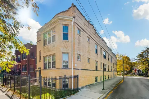 4109 W Eastwood Ave #2, Chicago, IL 60630