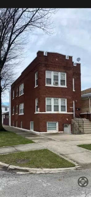 5700 N Parkside Ave, Chicago, IL 60646