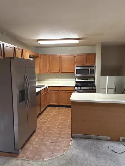 Kitchen - 2347 S 17 Ave, Broadview, IL 60155 photo 2 of 2
