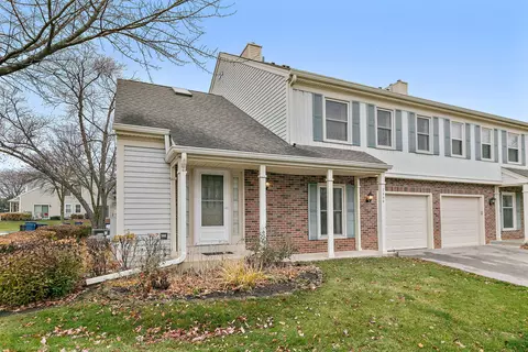 2659 College Hill Cir, Schaumburg, IL 60173