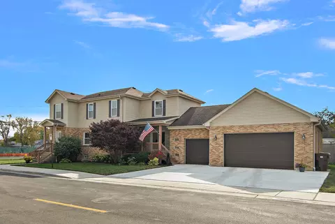 17204 67th Ct, Tinley Park, IL 60477