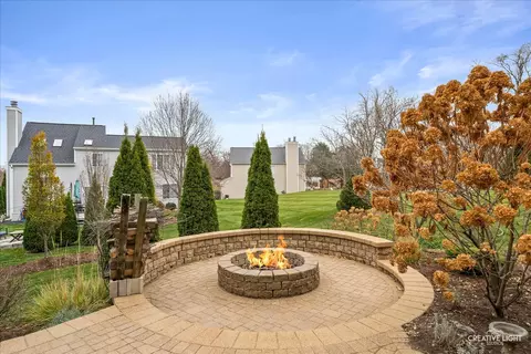 Exterior - 7 Falcon Ridge Ct, Algonquin, IL 60102 photo 5 of 7