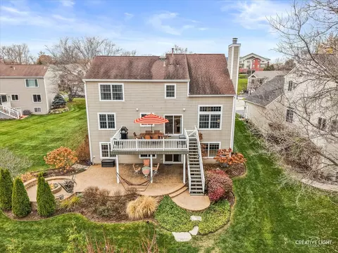 Exterior - 7 Falcon Ridge Ct, Algonquin, IL 60102 photo 7 of 7