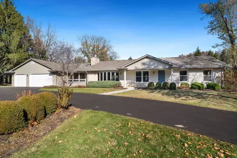 1198 Riverside Rd, Belvidere, IL 61008