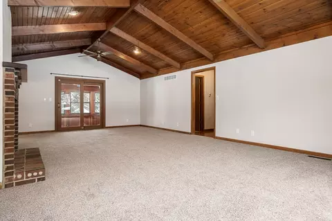 Living - 10077 Jesters Row, Roscoe, IL 61073 photo 1 of 4