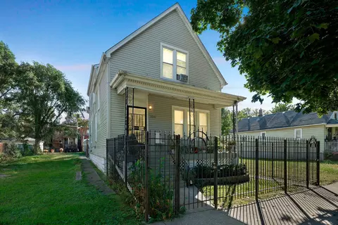 6541 S Carpenter St, Chicago, IL 60621