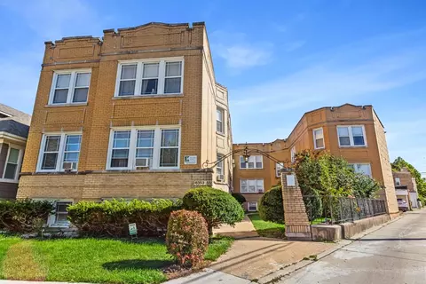 6353 W Raven St #1F, Chicago, IL 60646