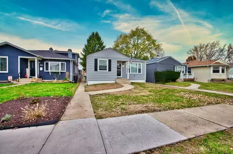 4122 Clinton Ave, Stickney, IL 60402
