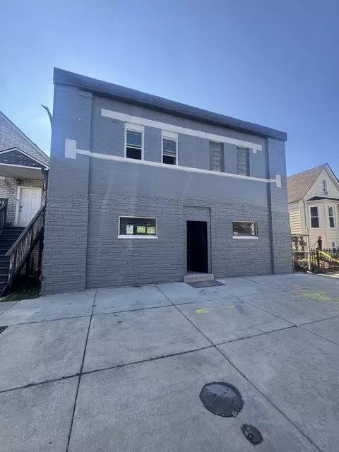 4915 W 30th St, Cicero, IL 60804