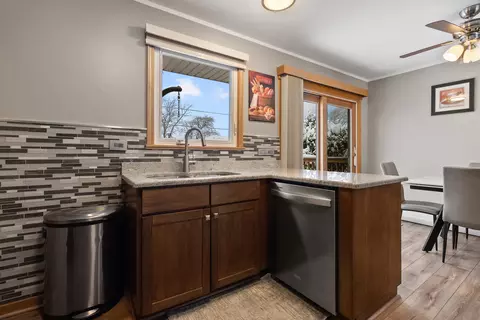 8232 S Ferdinand Ave, Bridgeview, IL 60455 photo 7