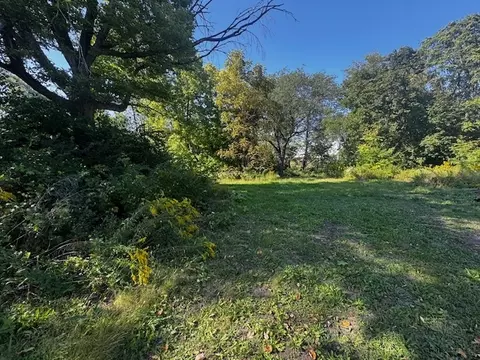 461 Sullivan Rd, Aurora, IL 60506 photo 6