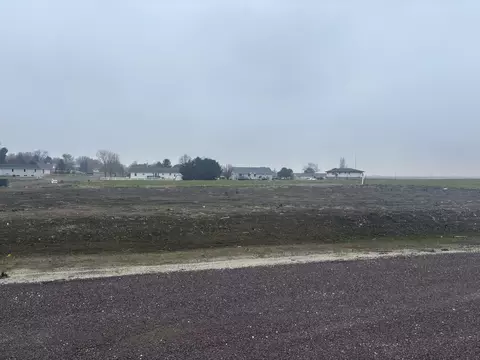 Undisclosed, Gridley, IL 61744 photo 3