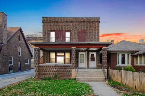 511 E 3rd Ave, Joliet, IL 60433