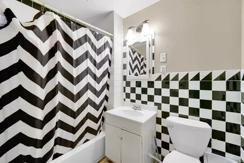 511 E 3rd Ave, Joliet, IL 60433 photo 27
