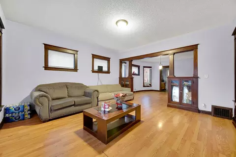 511 E 3rd Ave, Joliet, IL 60433 photo 6