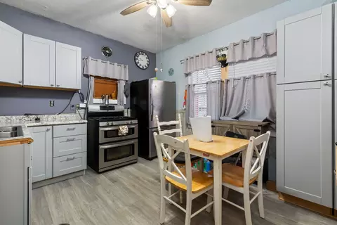 Kitchen - 610 Watson St, Aurora, IL 60505 photo 1 of 1