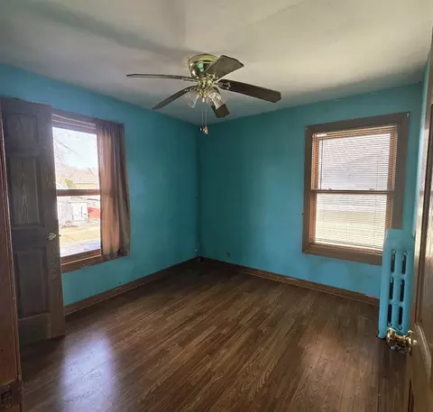 Bedroom - 610 Watson St, Aurora, IL 60505 photo 1 of 2