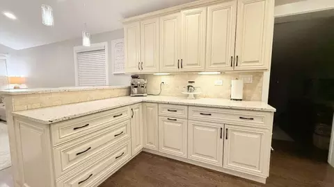 Kitchen - 7020 Wright Ter, Niles, IL 60714 photo 2 of 4