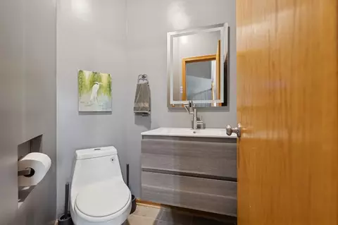 Bath - Undisclosed, Oak Forest, IL 60452 photo 1 of 4