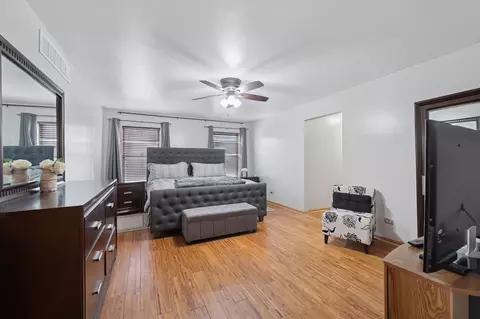 Bedroom - Undisclosed, Oak Forest, IL 60452 photo 1 of 7