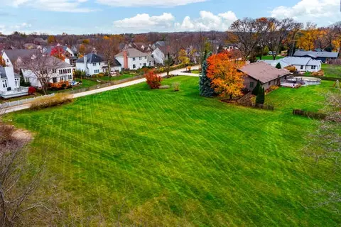 32 W396 Forest Dr, Aurora, IL 60502 photo 13