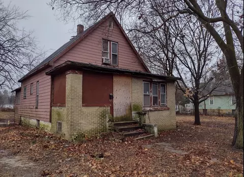 222 Nobes Ave, Lockport, IL 60441