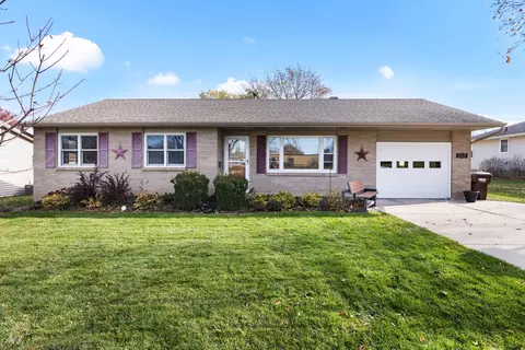 539 Riley Dr, Marengo, IL 60152