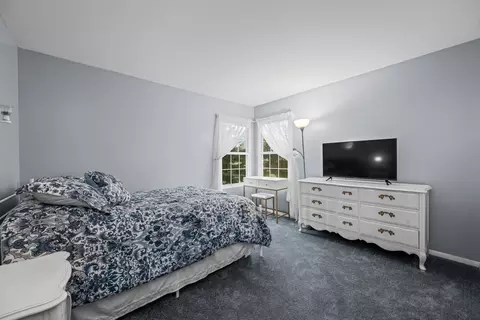 Bedroom - 1003 Bentley Ln, Bartlett, IL 60103 photo 1 of 2