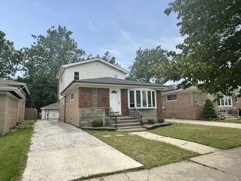 4245 W 78th St, Chicago, IL 60652