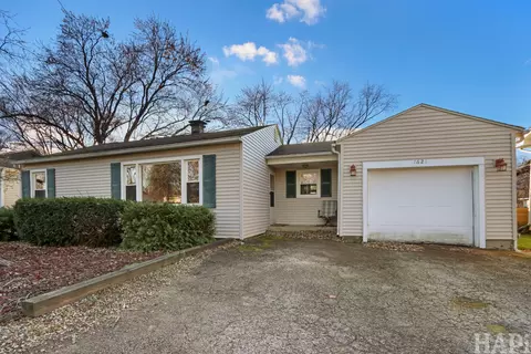 1621 Meadow Ln, Mchenry, IL 60050