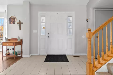 24328 Whispering Trails Dr, Plainfield, IL 60585 photo 9