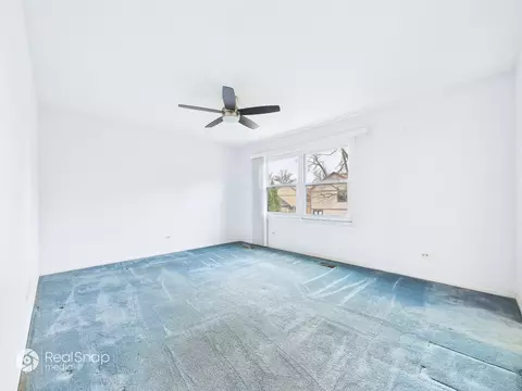 Bedroom - 236 Shadowbend Dr, Wheeling, IL 60090 photo 3 of 5