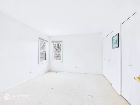 Bedroom - 236 Shadowbend Dr, Wheeling, IL 60090 photo 2 of 5