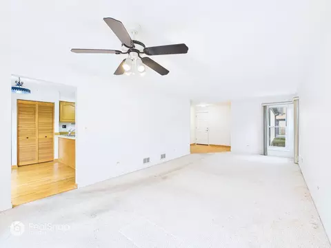 Living - 236 Shadowbend Dr, Wheeling, IL 60090 photo 5 of 5