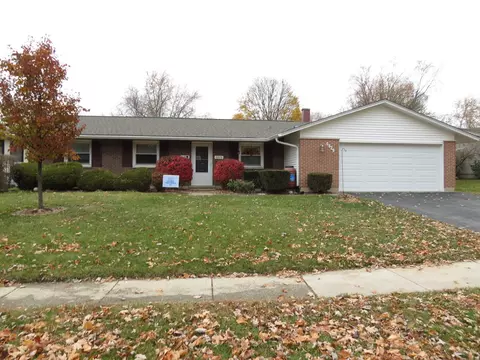 6829 Roberts Dr, Woodridge, IL 60517