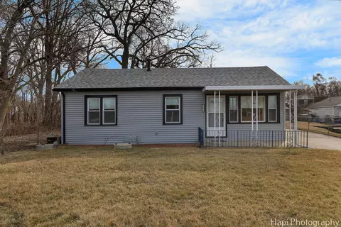Exterior - 2610 S Thomas Ct, Mchenry, IL 60051 photo 4 of 4