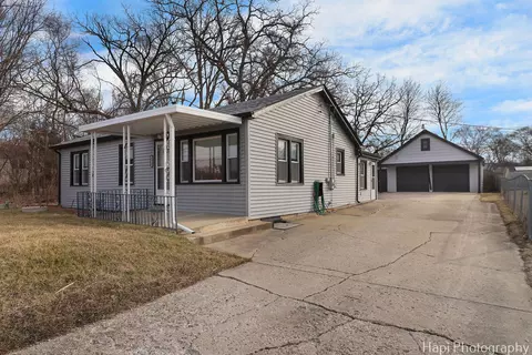 Other - 2610 S Thomas Ct, Mchenry, IL 60051 photo 2 of 8