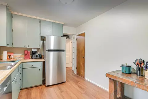 Kitchen - Undisclosed, Hoffman Estates, IL 60169 photo 2 of 2