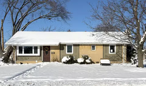 Undisclosed, Hoffman Estates, IL 60169